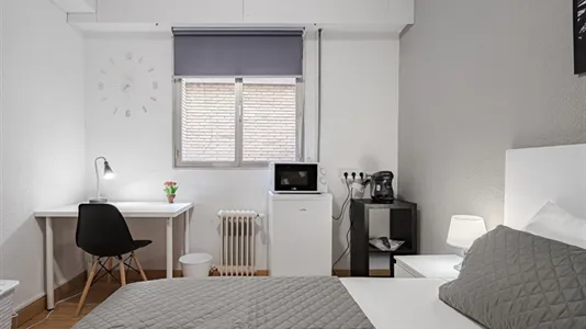 Rooms in Alcalá de Henares - photo 5