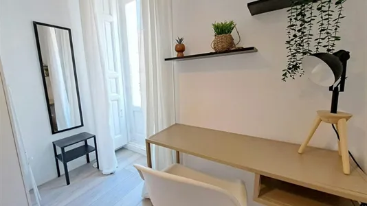 Rooms in Madrid Centro - photo 10