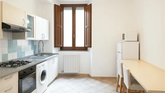 Rooms in Siena - photo 8