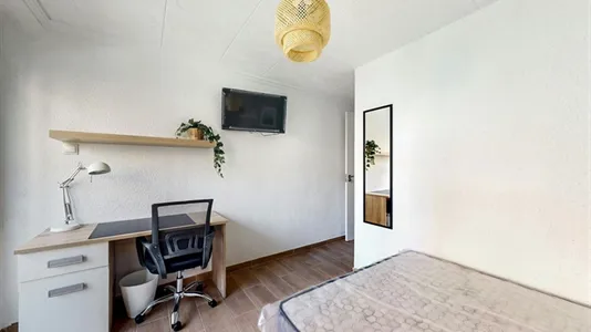 Rooms in Valencia Camins al Grau - photo 6
