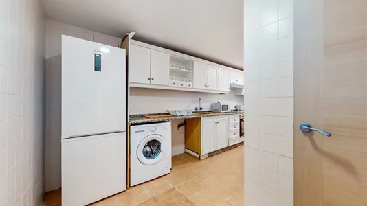 Rooms in Tavernes Blanques - photo 9