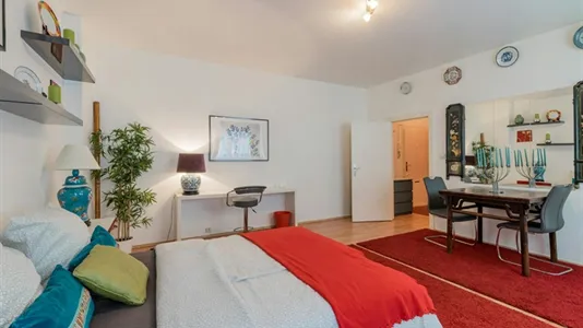 Apartments in Berlin Charlottenburg-Wilmersdorf - photo 4