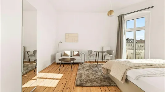 Apartments in Location is not specified - photo 2