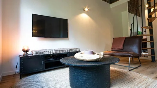 Houses in Lasne - photo 4