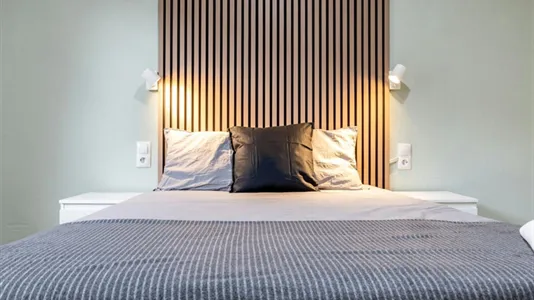 Rooms in Madrid Ciudad Lineal - photo 3