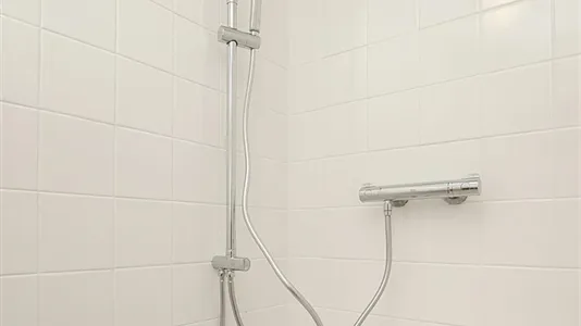 Rooms in Location is not specified - photo 9