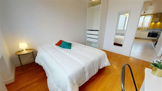 Rooms in Lyon - photo 2