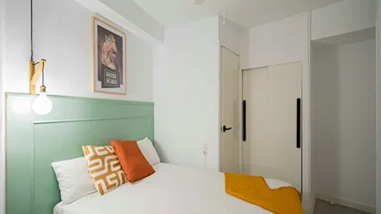 Rooms in Madrid Centro - photo 4