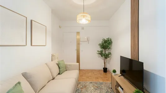 Rooms in Madrid Retiro - photo 9