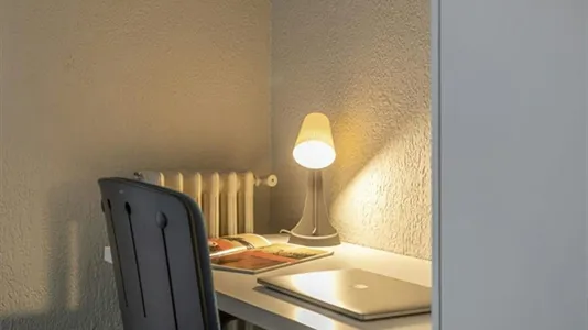 Rooms in Valencia Ciutat Vella - photo 2