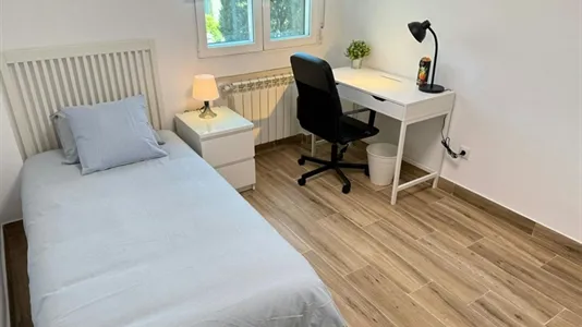 Rooms in Madrid Barajas - photo 5