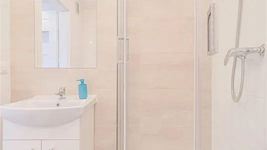 Apartments in Location is not specified - photo 9