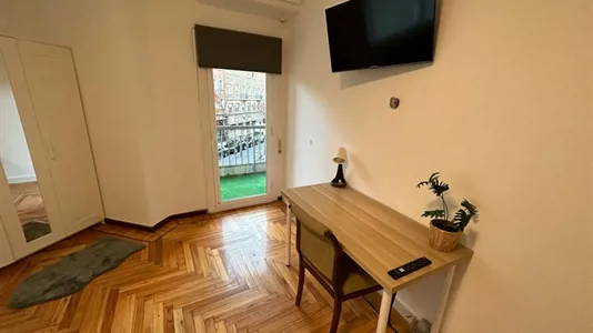 Rooms in Zaragoza - photo 3