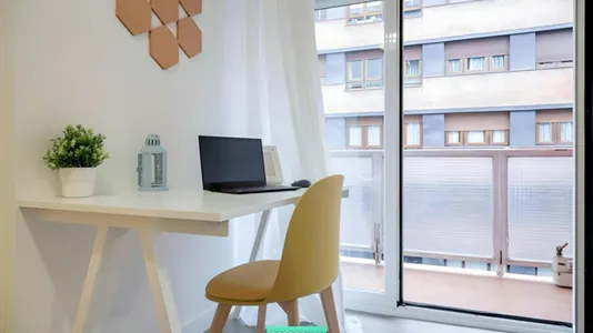 Rooms in Madrid Chamberí - photo 5