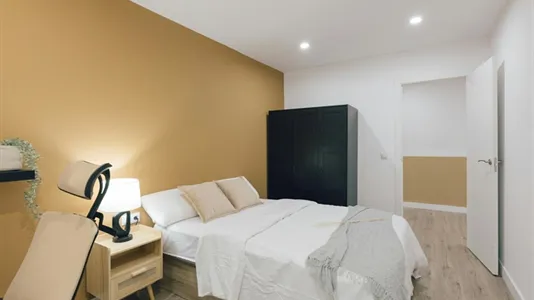 Rooms in Valencia Ciutat Vella - photo 2