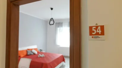 Room for rent in Pozzuoli, Campania