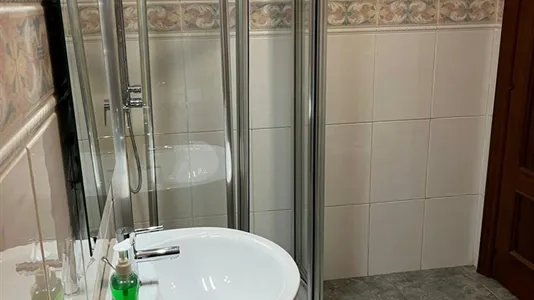 Rooms in Huelva - photo 9