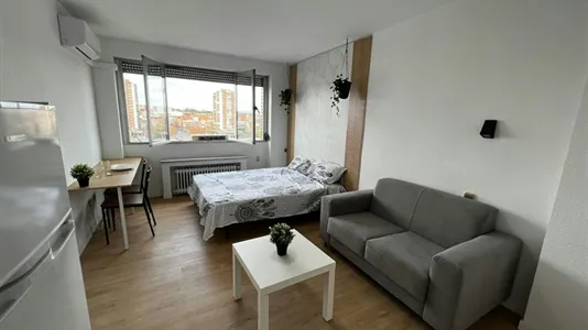 Rooms in Madrid Centro - photo 4