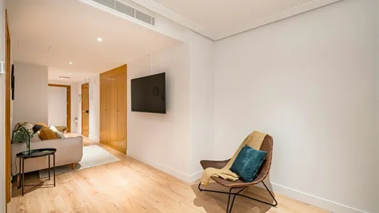 Rooms in Madrid Chamartín - photo 5