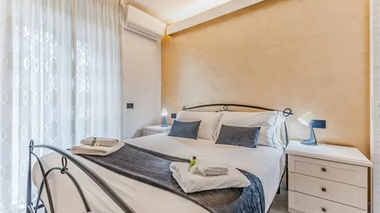 Apartments in Roma Municipio VII – Appio-Latino/Tuscolano/Cinecittà - photo 2