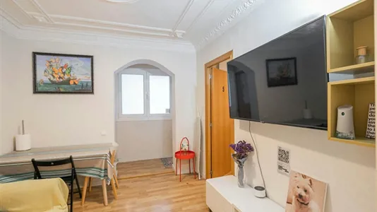 Apartments in Barcelona Eixample - photo 1