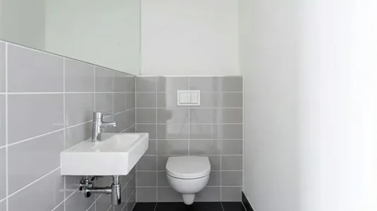 Rooms in Berlin Mitte - photo 9