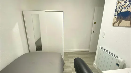 Rooms in Adaro - photo 6