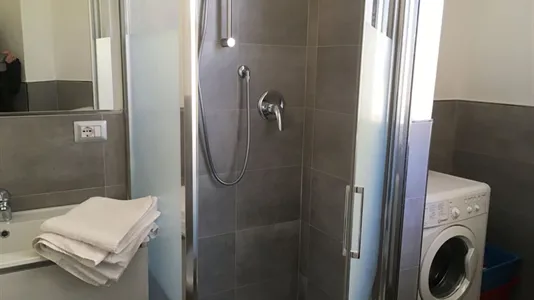 Rooms in Florence - photo 9