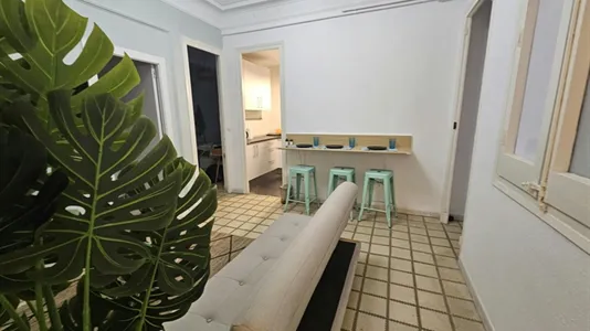 Rooms in Barcelona Ciutat Vella - photo 10