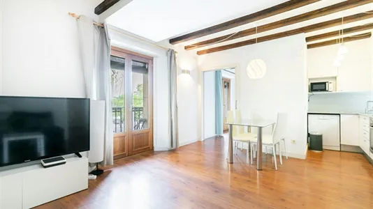 Apartments in Barcelona Ciutat Vella - photo 4