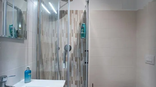 Rooms in Cologno Monzese - photo 8