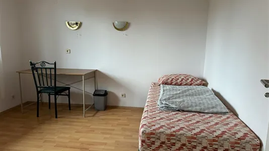 Rooms in Besnica - photo 10