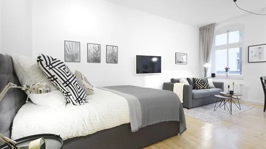 Apartments in Berlin Pankow - photo 4