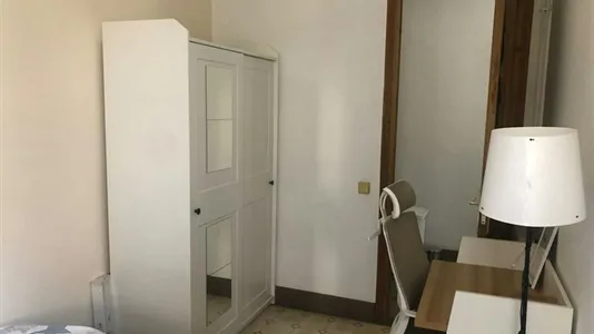 Rooms in Barcelona Eixample - photo 4