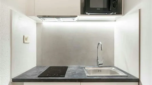 Rooms in Madrid Chamberí - photo 4