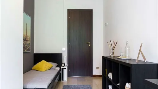 Rooms in Milano Zona 7 - Baggio, De Angeli, San Siro - photo 2