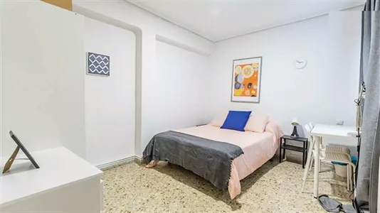 Rooms in La Torre - photo 1