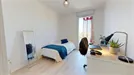 Room for rent, Lyon, Auvergne-Rhône-Alpes, &lt;span class=&quot;blurred street&quot; onclick=&quot;ProcessAdRequest(13016172)&quot;&gt;&lt;span class=&quot;hint&quot;&gt;See streetname&lt;/span&gt;[xxxxxxxxxxxxx]&lt;/span&gt;