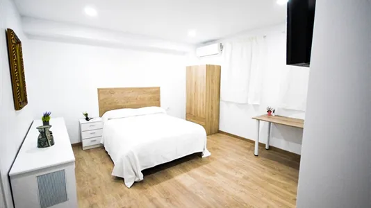 Apartments in Valencia Extramurs - photo 4