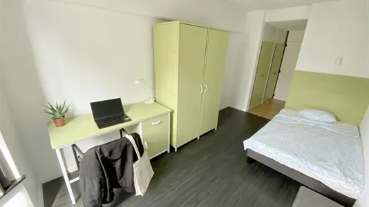 Rooms in Brussels Sint-Gillis - photo 2