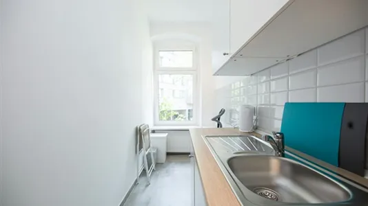 Rooms in Berlin Neukölln - photo 7