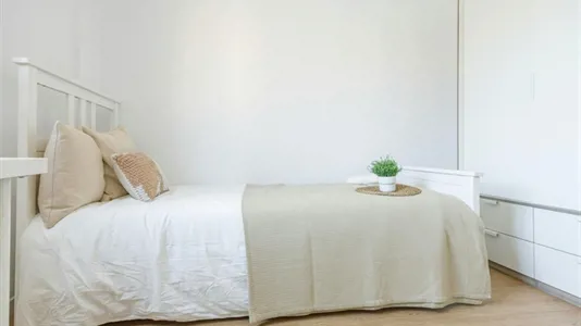 Rooms in Tavernes Blanques - photo 3