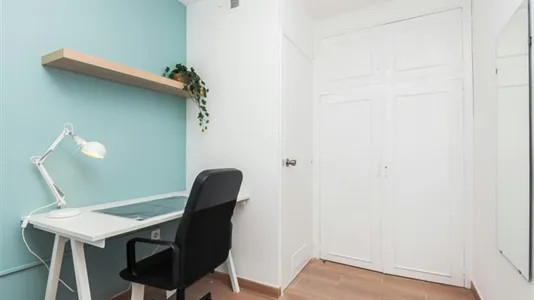 Rooms in Reus - photo 4