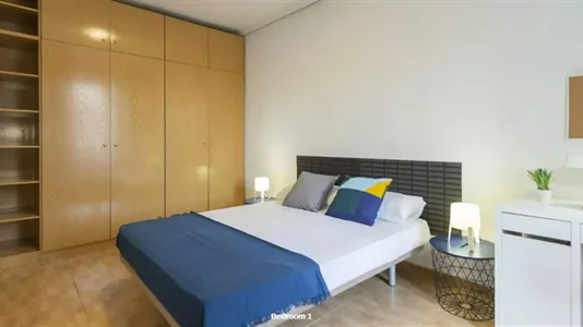 Rooms in Madrid Centro - photo 4