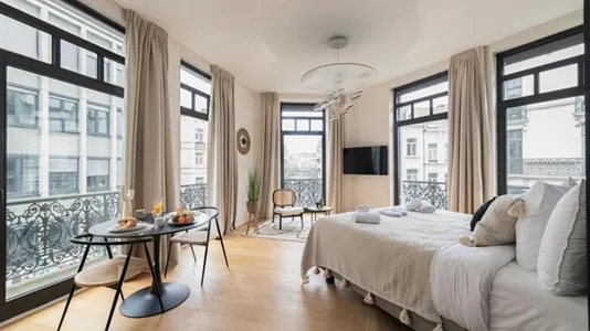 Apartments in Stad Brussel - photo 2
