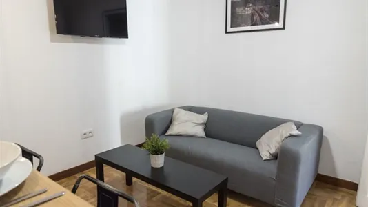 Rooms in Madrid Centro - photo 5