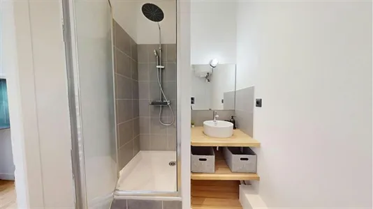 Apartments in Lyon - photo 4