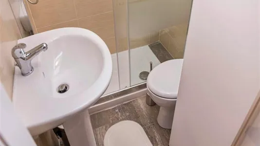 Rooms in Milano Zona 2 - Stazione Centrale, Gorla, Turro, Greco, Crescenzago - photo 10