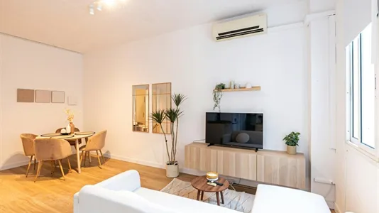 Apartments in Barcelona Eixample - photo 4