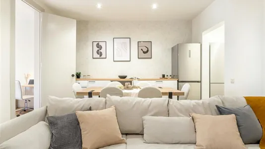 Rooms in Barcelona Eixample - photo 10